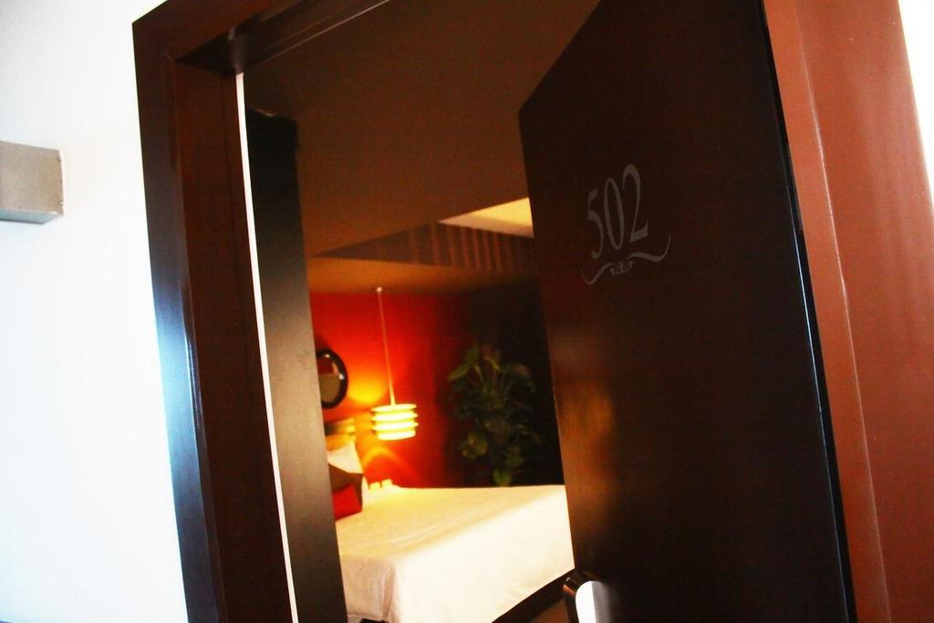 Hotel Ginebra Лима Экстерьер фото