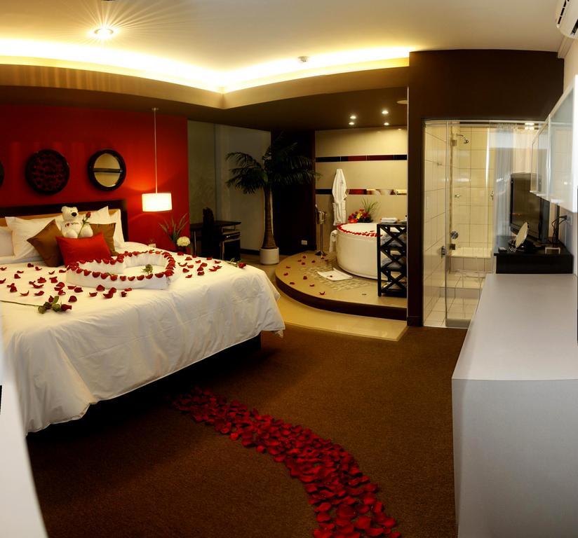 Hotel Ginebra Лима Экстерьер фото